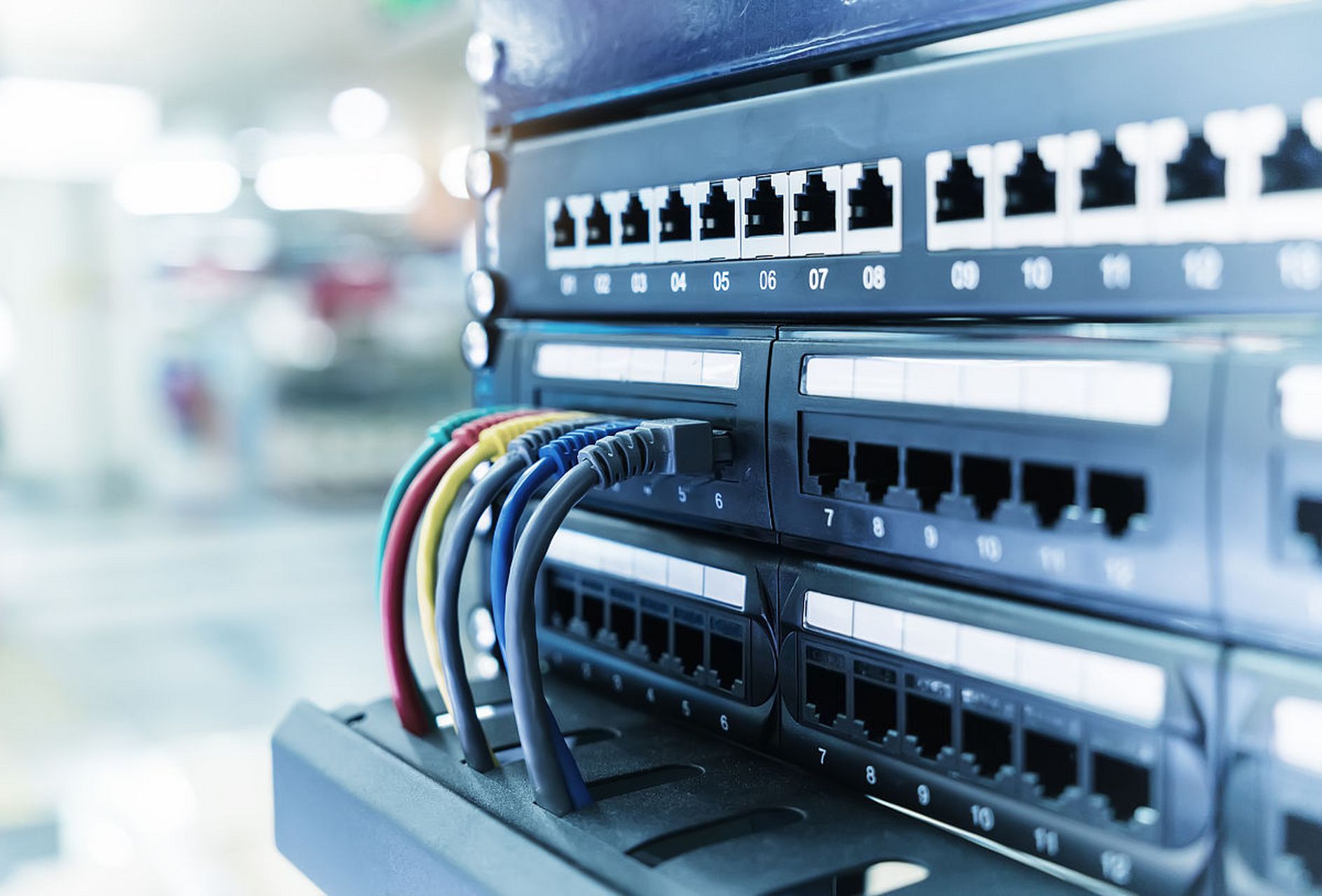 軍用通訊設(shè)備沖擊測(cè)試 確保戰(zhàn)場通信的可靠性基石