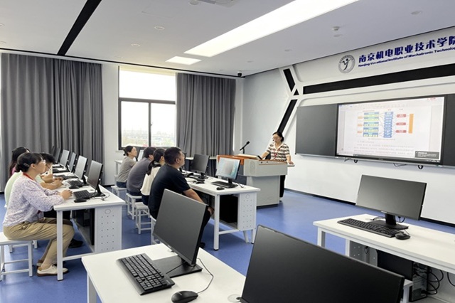 共建“底層基礎+中層模塊+高層方向”課程體系，賦能智慧園區產業鏈發展